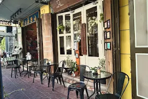 Like Italy Cafe-Bakery image