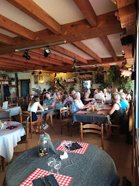 Atmosphère du Restaurant français Auberge des Roux à Paslières - n°15