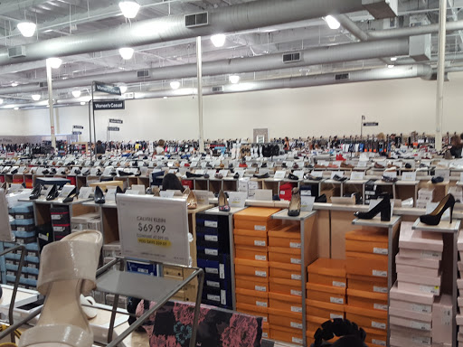 Shoe Store «DSW Designer Shoe Warehouse», reviews and photos, 836 Camino Del Rio N, San Diego, CA 92108, USA