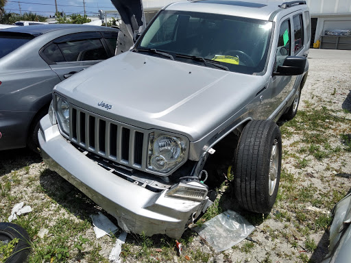 Auto Body Shop «Caliber Colision», reviews and photos, 900 S Old Dixie Hwy, Jupiter, FL 33458, USA