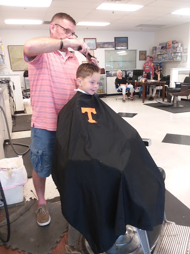 Barber Shop «Southside Barber Shop», reviews and photos, 1430 Volunteer Pkwy # 8, Bristol, TN 37620, USA