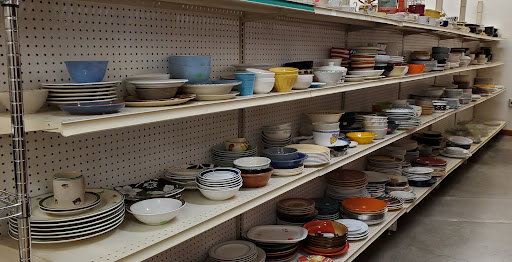 Thrift Store «Fabulously Frugal Thrift Shop», reviews and photos, 611 2nd St, Snohomish, WA 98290, USA