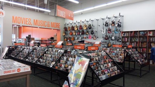 Used Book Store «2nd & Charles», reviews and photos, 12747 Jefferson Ave, Newport News, VA 23602, USA