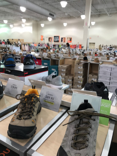 Shoe Store «DSW Designer Shoe Warehouse», reviews and photos, 2426 Lincoln Hwy, Langhorne, PA 19047, USA