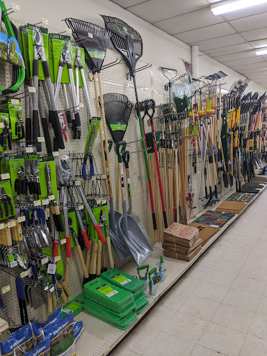 Home Improvement Store «Lytle True Value Hardware», reviews and photos, 14940 Main St, Lytle, TX 78052, USA