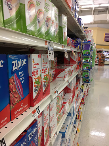 Supermarket «Stop & Shop Supermarket», reviews and photos, 665 American Legion Dr, Teaneck, NJ 07666, USA