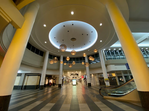 Shopping Mall «Broadway Mall», reviews and photos, 358 N Broadway, Hicksville, NY 11801, USA