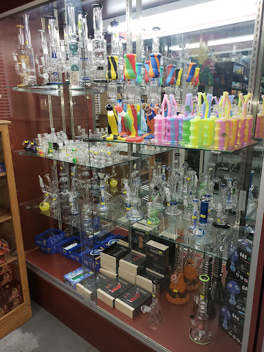 Tobacco Shop «Kenmore smoke shop», reviews and photos, 7016 Bothell Way NE b, Kenmore, WA 98028, USA