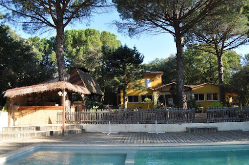 Agence de location de maisons de vacances Le Mazet des cigales Vers-Pont-du-Gard