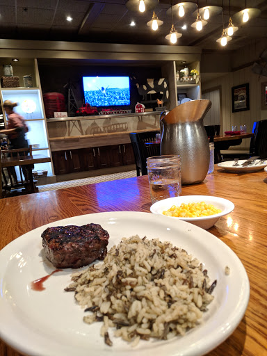 American Restaurant «Machine Shed», reviews and photos, 11151 Hickman Rd, Urbandale, IA 50322, USA