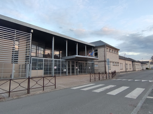 Collège Jean Moulin à Artenay, Loiret
