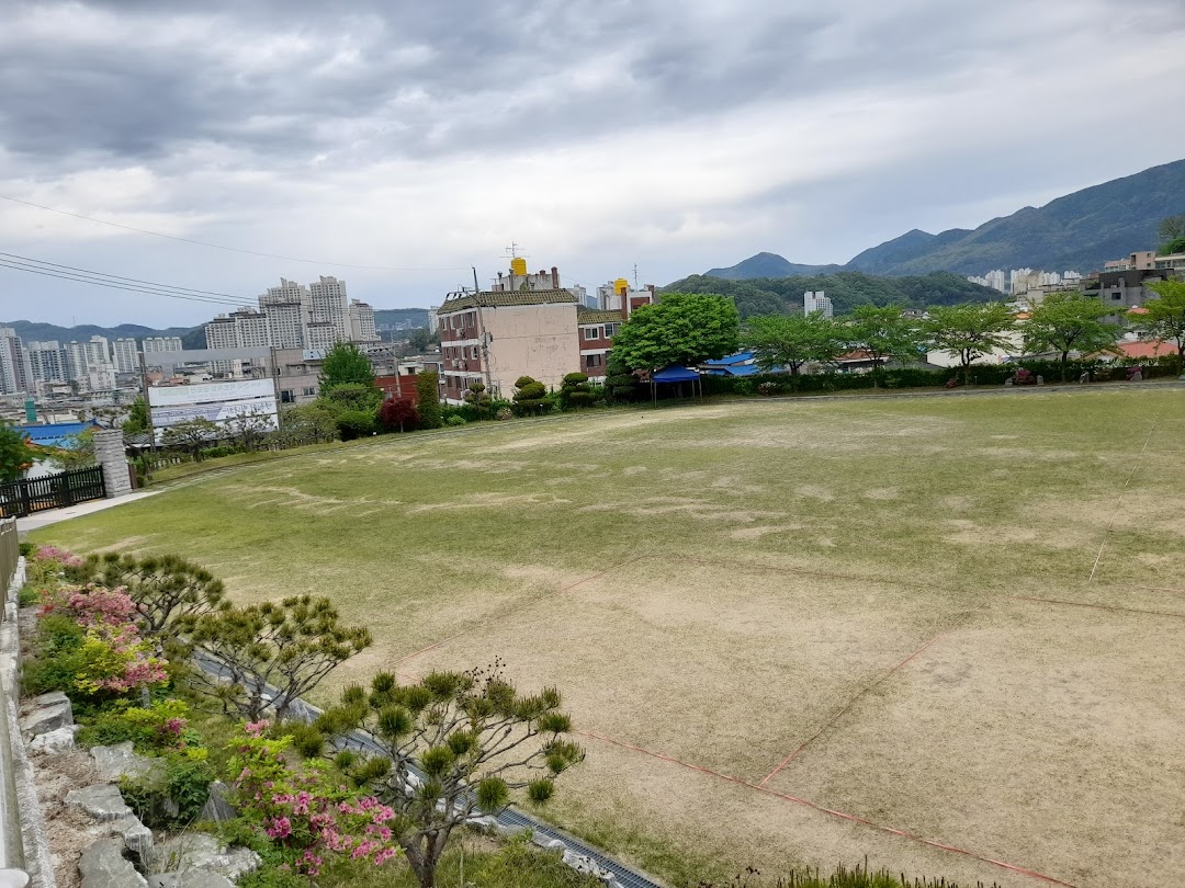 대전신일여자중학교