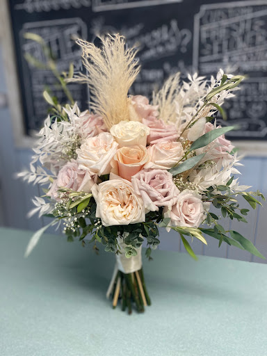 Florist «Tall Tree Floral Designs», reviews and photos, 143 Medford Ave, Patchogue, NY 11772, USA