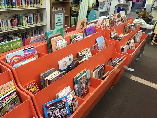 Thrift Store «Community Thrift Center», reviews and photos, 2226 Noblestown Rd, Pittsburgh, PA 15205, USA