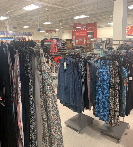 Department Store «T.J. Maxx», reviews and photos, 3500 East-West Hwy, Hyattsville, MD 20782, USA