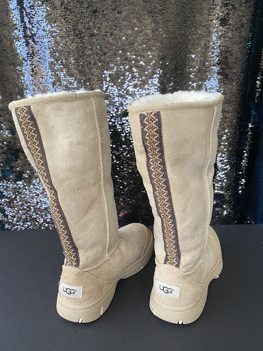 Dry Cleaner «Boardwalk Cleaners», reviews and photos, 16851 Algonquin St, Huntington Beach, CA 92649, USA