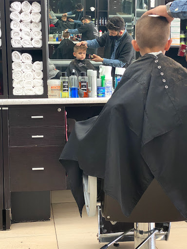 Barber Shop «Bay Ridge Barber Shop», reviews and photos, 6908 3rd Ave, Brooklyn, NY 11209, USA