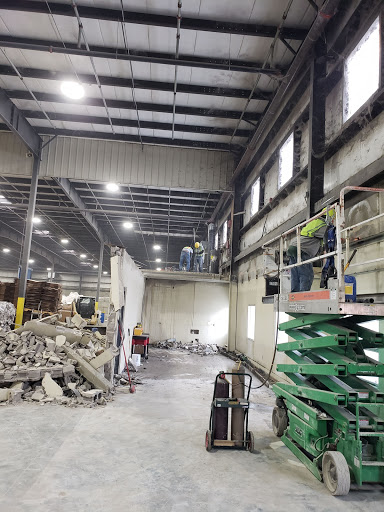 Handyman «Done Done Services LC», reviews and photos, 5001 J St SW b, Cedar Rapids, IA 52404, USA