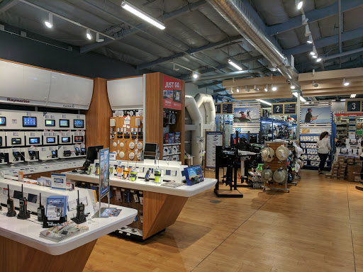 Marine Supply Store «West Marine», reviews and photos, 2460 17th Ave, Santa Cruz, CA 95062, USA