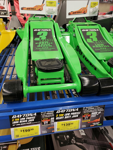 Hardware Store «Harbor Freight Tools», reviews and photos, 3207 Main Ave C, Fargo, ND 58103, USA