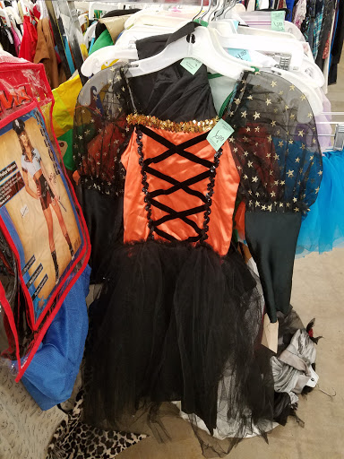 Thrift Store «Hope of The Valley Thrift Store», reviews and photos, 19379 Soledad Canyon Rd, Canyon Country, CA 91351, USA