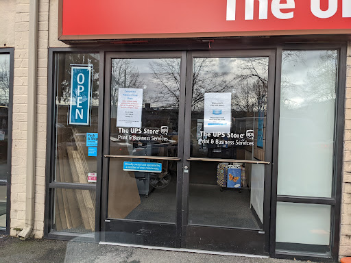Shipping and Mailing Service «The UPS Store», reviews and photos, 16625 Redmond Way m, Redmond, WA 98052, USA
