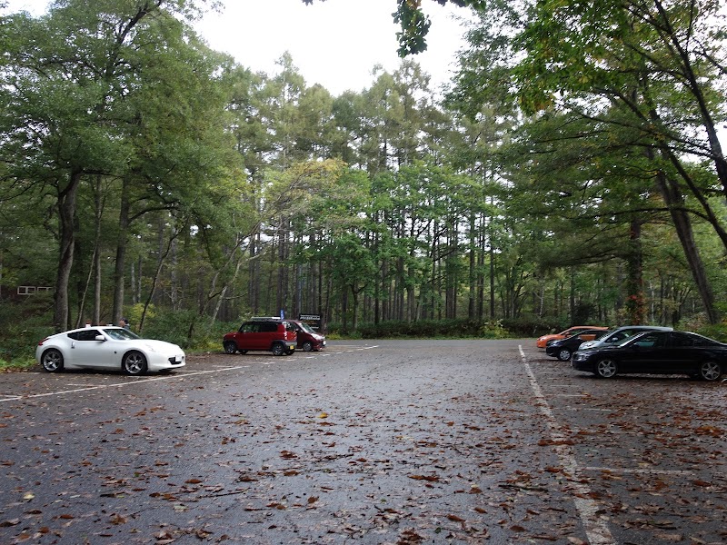 戸隠森林植物園駐車場