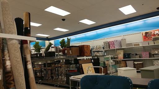 Clothing Store «Ross Dress for Less», reviews and photos, 1985 W Malvern Ave, Fullerton, CA 92833, USA