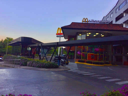 McDonald's El Edén