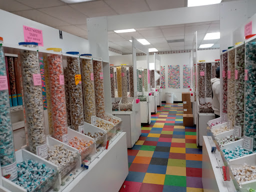 Candy Store «Seaside Candyman», reviews and photos, 21 N Columbia St #105, Seaside, OR 97138, USA