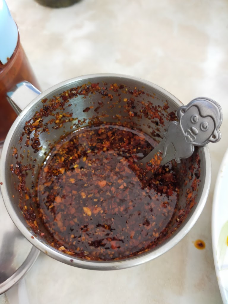 歪仔伯東市意麵 的照片