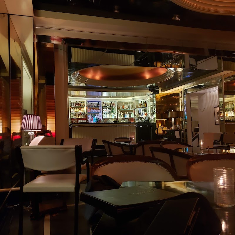 The Commodore Bar & Restaurant