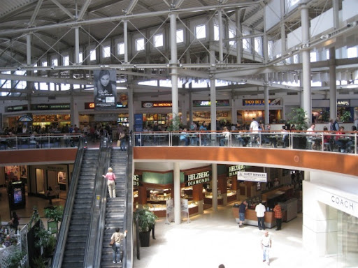 Shopping Mall «Arrowhead Towne Center», reviews and photos, 7700 W Arrowhead Towne Center, Glendale, AZ 85308, USA