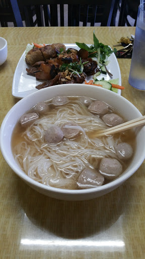 Vietnamese Restaurant «Pho 92 Vietnamese Cuisine», reviews and photos, 300 Village Center Dr, Woodstock, GA 30188, USA