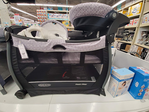 Shopping Mall «Midway Shopping Center», reviews and photos, 1001 Central Park Ave, Scarsdale, NY 10583, USA