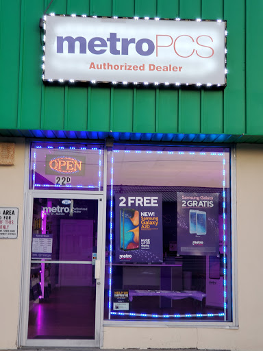 Cell Phone Store «MetroPCS Authorized Dealer», reviews and photos, 26 Hempstead Turnpike, Farmingdale, NY 11735, USA