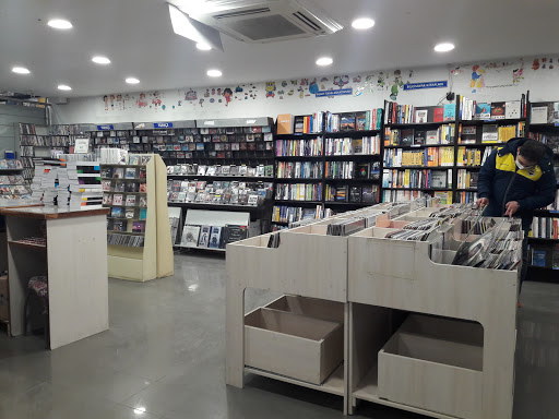 Hristiyanlıkla İlgili Kitap Mağazası Ankara
