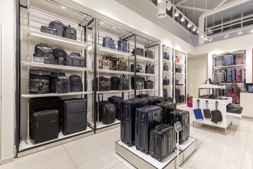 TUMI OUTLET STORE - Vnukovo Outlet Village