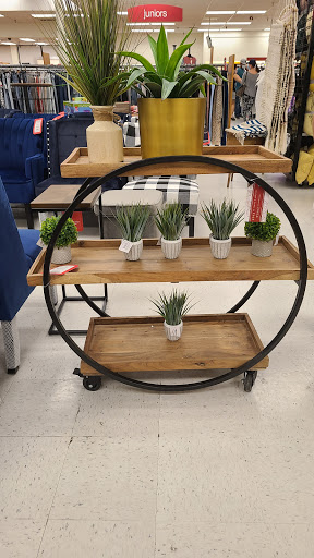 Shopping Mall «Tuskatella Shopping Center», reviews and photos, 1344 N Tustin St, Orange, CA 92867, USA