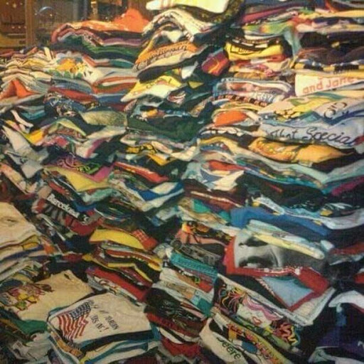 Wholesaler «Pixel 19 Vintage Clothing LLC», reviews and photos, 211 Klotter Ave, Cincinnati, OH 45219, USA