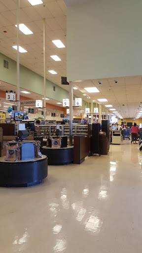 Grocery Store «Kroger», reviews and photos, 5730 Seawall Blvd, Galveston, TX 77551, USA