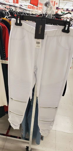 Clothing Store «K&G Fashion Superstore», reviews and photos, 80 Boston Post Rd #19, Orange, CT 06477, USA