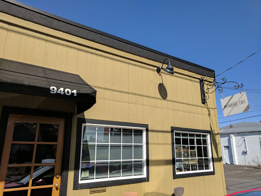 Cafe «Milwaukie Cafe and Bottle Shop», reviews and photos, 9401 SE 32nd Ave, Milwaukie, OR 97222, USA