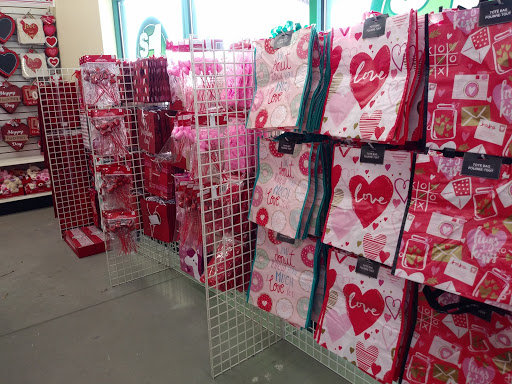 Shopping Mall «Greenbrier Shopping Center», reviews and photos, 225 Brierhill Dr, Bel Air, MD 21015, USA