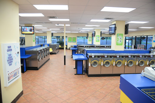 Laundromat «SpinZone Laundry North 24/7», reviews and photos, 6307 Cameron Rd, Austin, TX 78723, USA