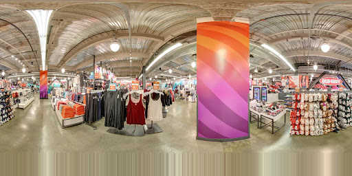 Clothing Store «Old Navy», reviews and photos, 801 Market St, San Francisco, CA 94103, USA