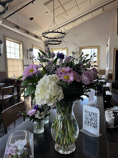 Florist «Newtown Floral Company», reviews and photos, 18 Richboro Newtown Rd, Newtown, PA 18940, USA