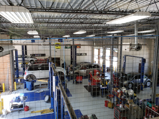 Finsanto Automotive Repair Shop