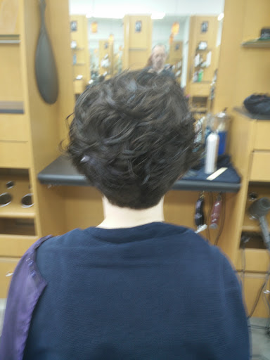 Hair Salon «Fantastic Sams Cut & Color», reviews and photos, 1161 Route 23 South, Kinnelon, NJ 07405, USA