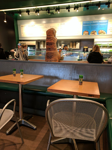 Shopping Mall «Rye Ridge Shopping Center», reviews and photos, 142 S Ridge St, Rye Brook, NY 10573, USA